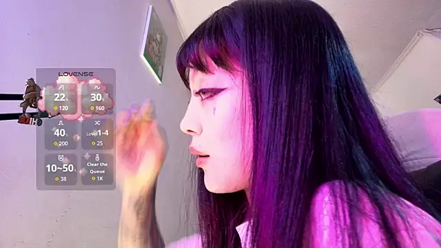 Snapshot of Persia_09 chatting on November 14, 2025, 2:21 am Persia 09 online show from November 14, 2025, 2:21 am