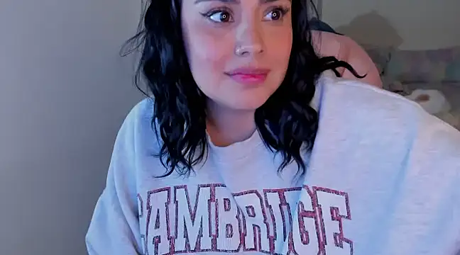 Snapshot of rosalie_lust chatting on February 11, 2025, 10:26 am rosalie lust online show from February 11, 2025, 10:26 am