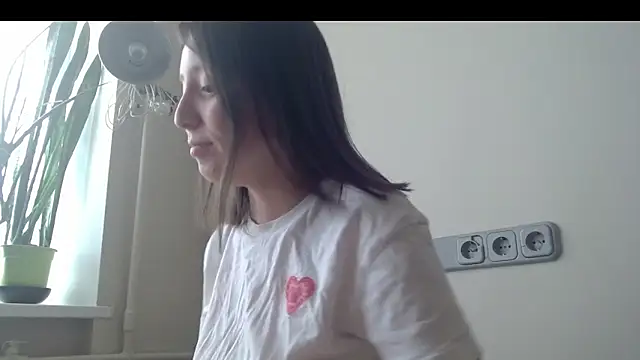 Sophi Cute online show from March 18, 2025, 12:36 pm