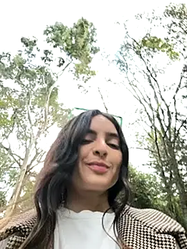 Sam Sara online show from September 15, 2025, 8:53 pm