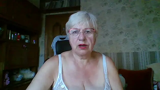 SweetCherry27 online show from July 8, 2026, 4:06 am