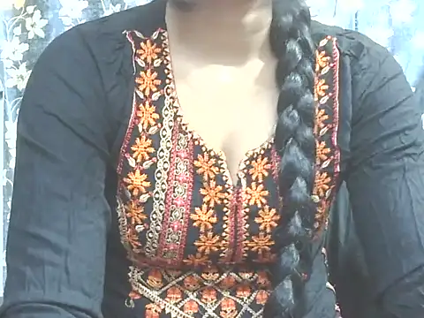 Snapshot of Supriya201 chatting on May 1, 2026, 2:43 pm Supriya201 online show from May 1, 2026, 2:43 pm