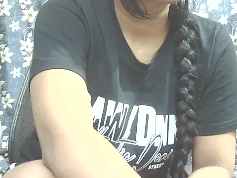 Snapshot of Supriya201 chatting on July 3, 2026, 2:34 pm Supriya201 online show from July 3, 2026, 2:34 pm