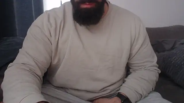 hugemachohandsome online show from February 3, 2026, 9:03 am