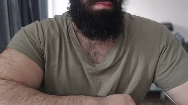 hugemachohandsome online show from April 4, 2026, 7:06 am