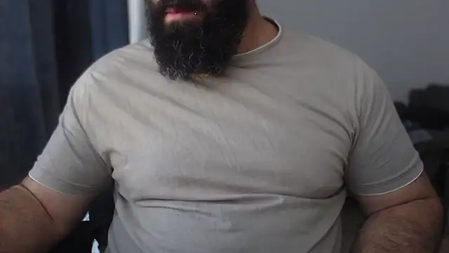 hugemachohandsome online show from June 6, 2026, 5:56 am