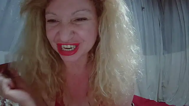 Snapshot of Kattymary chatting on January 31, 2025, 11:45 pm Kattymary online show from January 31, 2025, 11:45 pm