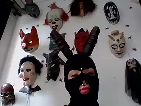 Snapshot of FeticheMacabre chatting on December 11, 2024, 7:03 pm FeticheMacabre online show from December 11, 2024, 7:03 pm