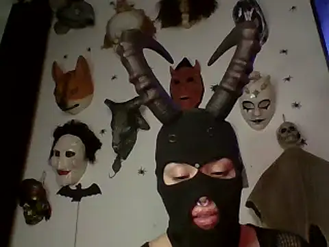 Snapshot of FeticheMacabre chatting on March 9, 2025, 6:28 am FeticheMacabre online show from March 9, 2025, 6:28 am