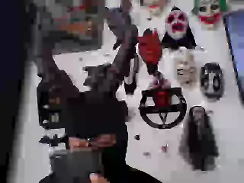 Snapshot of FeticheMacabre chatting on September 12, 2025, 5:35 pm FeticheMacabre online show from September 12, 2025, 5:35 pm