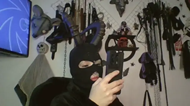 Snapshot of FeticheMacabre chatting on July 24, 2026, 7:45 pm FeticheMacabre online show from July 24, 2026, 7:45 pm