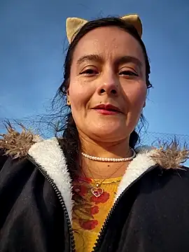 Snapshot of bellapaty chatting on October 3, 2025, 7:05 am bellapaty online show from October 3, 2025, 7:05 am