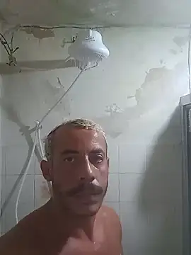 Snapshot of MachoScorpionCaralho chatting on January 26, 2025, 9:40 pm MachoScorpionCaralho online show from January 26, 2025, 9:40 pm