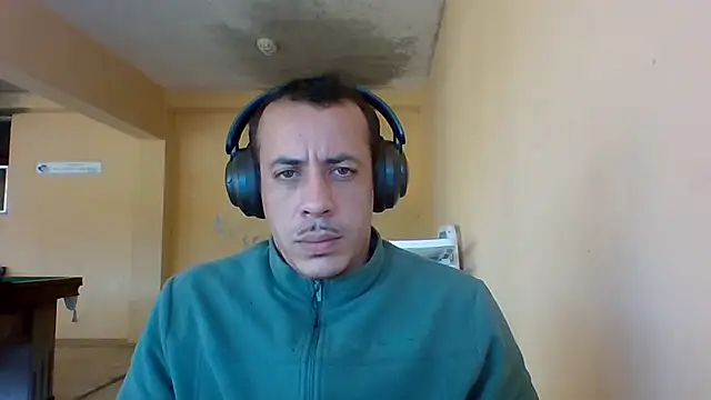 Snapshot of MachoScorpionCaralho chatting on June 6, 2026, 6:01 pm MachoScorpionCaralho online show from June 6, 2026, 6:01 pm
