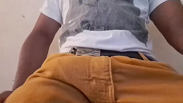 royblackbigpvt online show from November 4, 2025, 6:18 pm