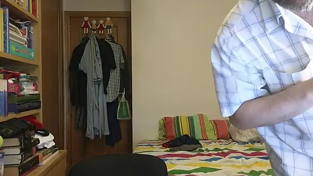 curiosillo83 online show from July 28, 2026, 1:54 pm