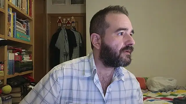 curiosillo83 online show from July 28, 2026, 4:39 pm