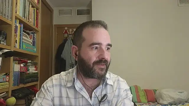 curiosillo83 online show from July 28, 2026, 8:52 pm