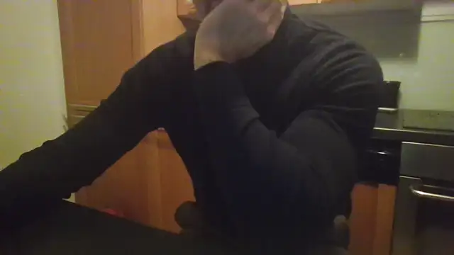 Snapshot of jouet75 chatting on January 5, 2026, 7:06 pm jouet75 online show from January 5, 2026, 7:06 pm