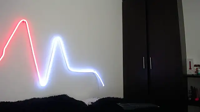 dalia corrs0 online show from March 8, 2025, 1:39 am