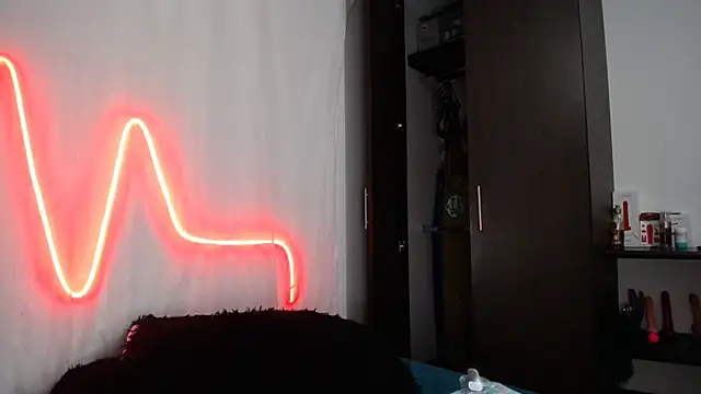 dalia corrs0 online show from March 21, 2025, 8:06 am