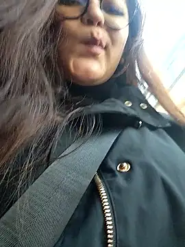 Sakura 0505 online show from October 18, 2025, 9:59 pm