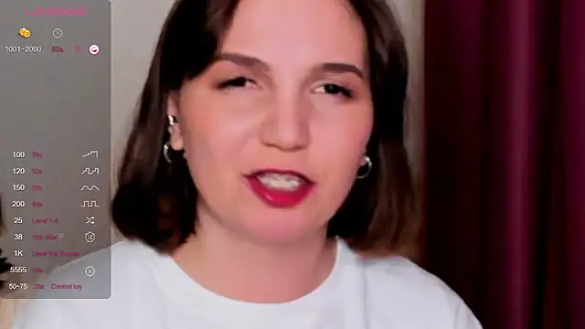 KindHazelHere  online show from February 11, 2025, 8:10 pm