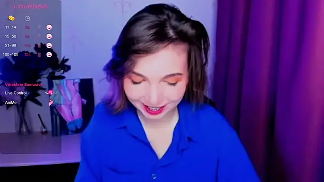 KindHazelHere  online show from October 28, 2025, 8:40 am