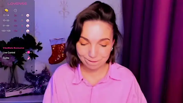 KindHazelHere  online show from December 22, 2025, 6:21 am