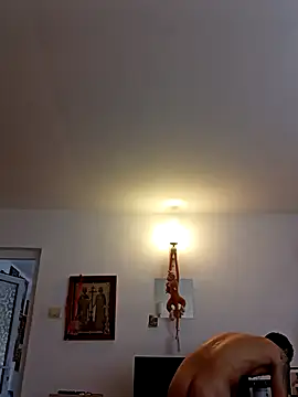 Medelin92 online show from March 31, 2026, 6:58 am