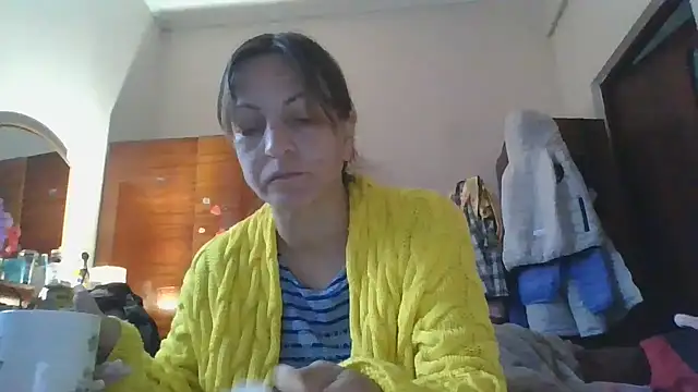 ShawnaAdams online show from September 17, 2025, 3:24 pm