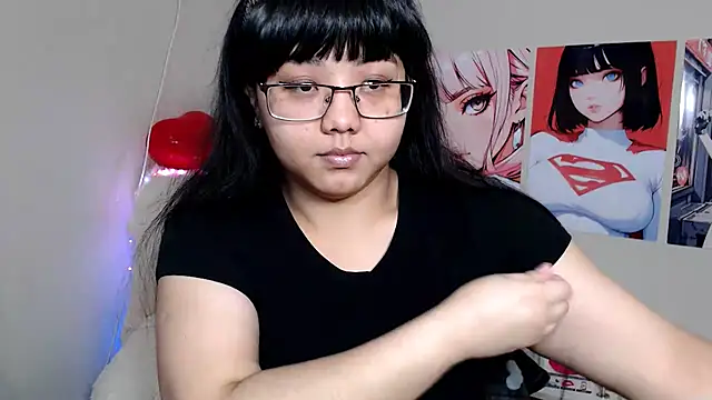 Snapshot of Moertomlly chatting on March 15, 2025, 3:29 am Moertomlly online show from March 15, 2025, 3:29 am