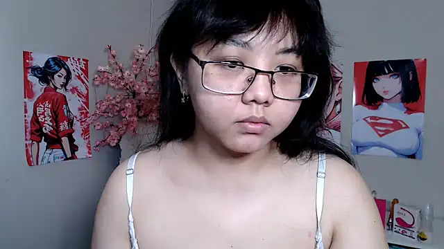 Snapshot of Moertomlly chatting on September 14, 2025, 4:11 am Moertomlly online show from September 14, 2025, 4:11 am