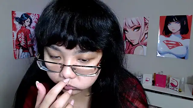 Snapshot of Moertomlly chatting on October 12, 2025, 4:22 am Moertomlly online show from October 12, 2025, 4:22 am