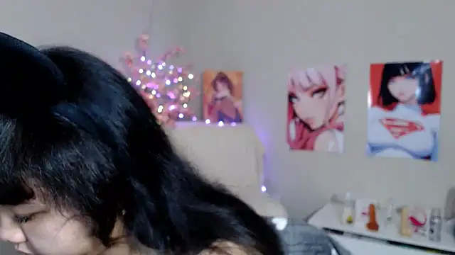 Snapshot of Moertomlly chatting on November 26, 2025, 3:07 am Moertomlly online show from November 26, 2025, 3:07 am