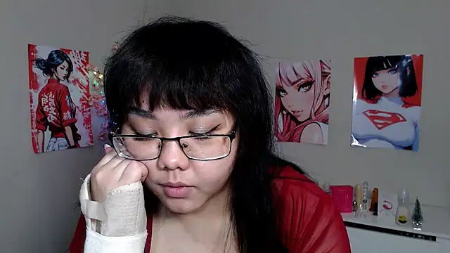 Snapshot of Moertomlly chatting on December 14, 2025, 4:07 am Moertomlly online show from December 14, 2025, 4:07 am