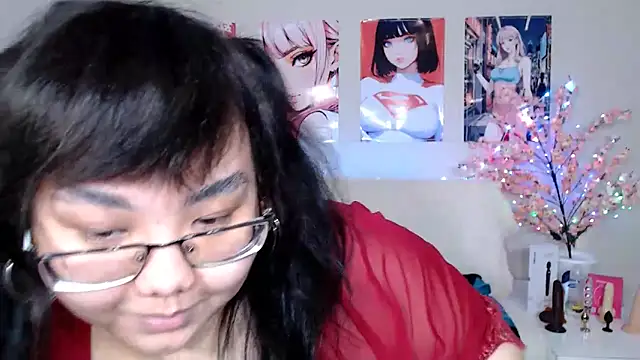 Snapshot of Moertomlly chatting on March 6, 2026, 4:09 am Moertomlly online show from March 6, 2026, 4:09 am