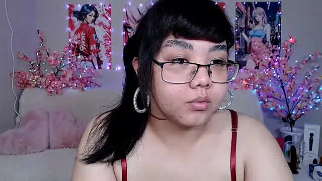 Snapshot of Moertomlly chatting on March 17, 2026, 4:06 am Moertomlly online show from March 17, 2026, 4:06 am