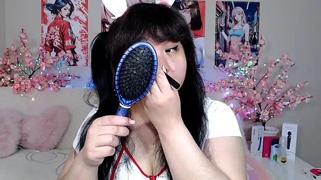 Snapshot of Moertomlly chatting on April 5, 2026, 3:58 am Moertomlly online show from April 5, 2026, 3:58 am