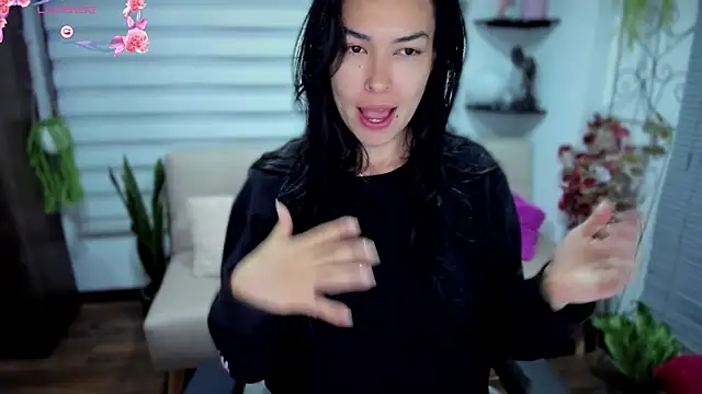 Lunlunera online show from September 26, 2025, 1:20 am