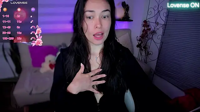 Snapshot of Lunlunera chatting on May 8, 2026, 4:07 am Lunlunera online show from May 8, 2026, 4:07 am