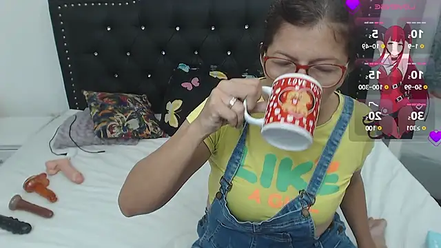 Snapshot of jellyfishhot chatting on March 21, 2025, 12:07 am jellyfishhot online show from March 21, 2025, 12:07 am