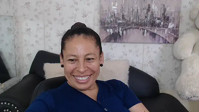 Snapshot of mature_martina chatting on June 20, 2026, 8:44 pm mature martina online show from June 20, 2026, 8:44 pm