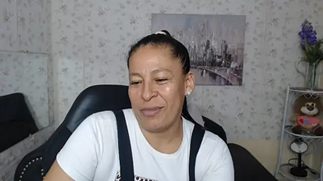 Snapshot of mature_martina chatting on July 11, 2026, 10:00 pm mature martina online show from July 11, 2026, 10:00 pm