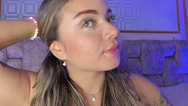 AnnyLopezz  online show from February 9, 2025, 6:43 am