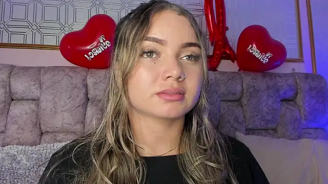 AnnyLopezz  online show from February 19, 2025, 10:01 am