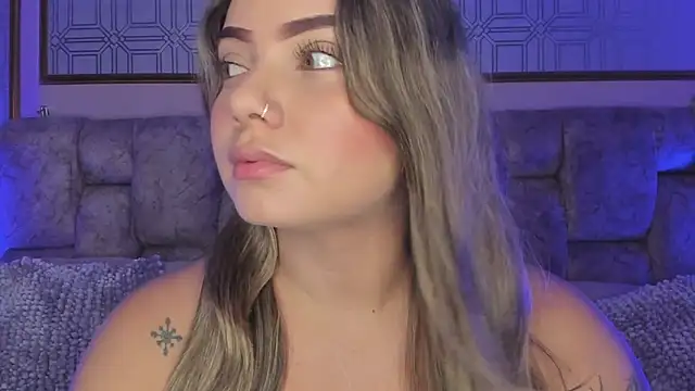 AnnyLopezz  online show from February 28, 2025, 3:48 am