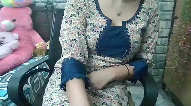 Sexy iknoor online show from February 6, 2025, 4:31 am