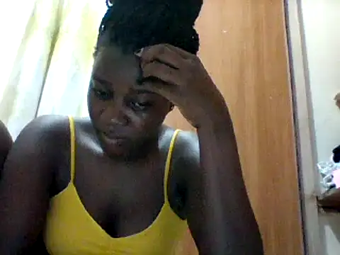 Snapshot of Alessandrajenna chatting on February 12, 2025, 7:56 pm Alessandrajenna online show from February 12, 2025, 7:56 pm