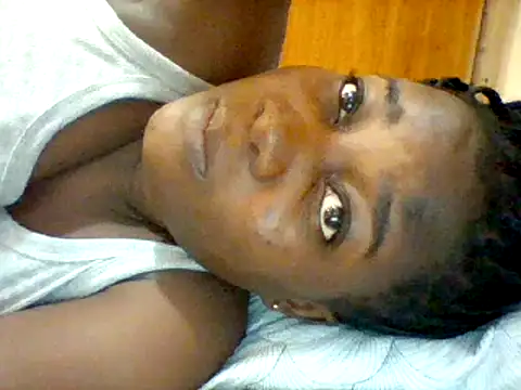 Snapshot of Alessandrajenna chatting on March 15, 2025, 12:13 pm Alessandrajenna online show from March 15, 2025, 12:13 pm